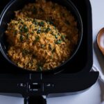 Delicioso arroz integral con verduras al vapor: la opción perfecta para una comida saludable