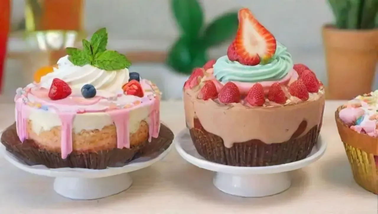 Un festín de postres coloridos y deliciosos en un ambiente alegre