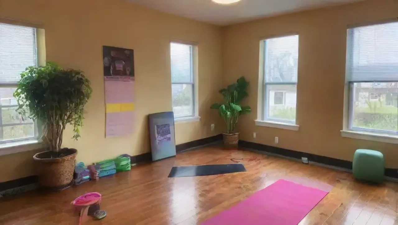 Una habitación serena y motivadora, llena de luz natural y elementos para el fitness