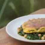 Receta de omelet con garbanzos y espinas: energizante y rico