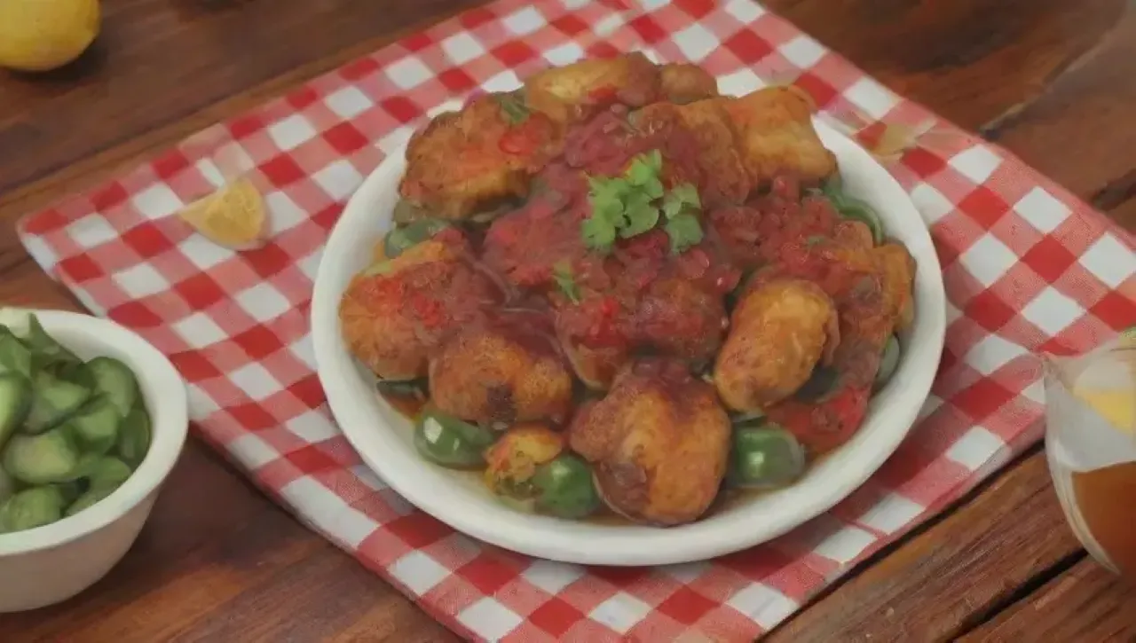 Una deliciosa comida al aire libre con nuggets dorados, salsa BBQ, verduras frescas y un ambiente acogedor