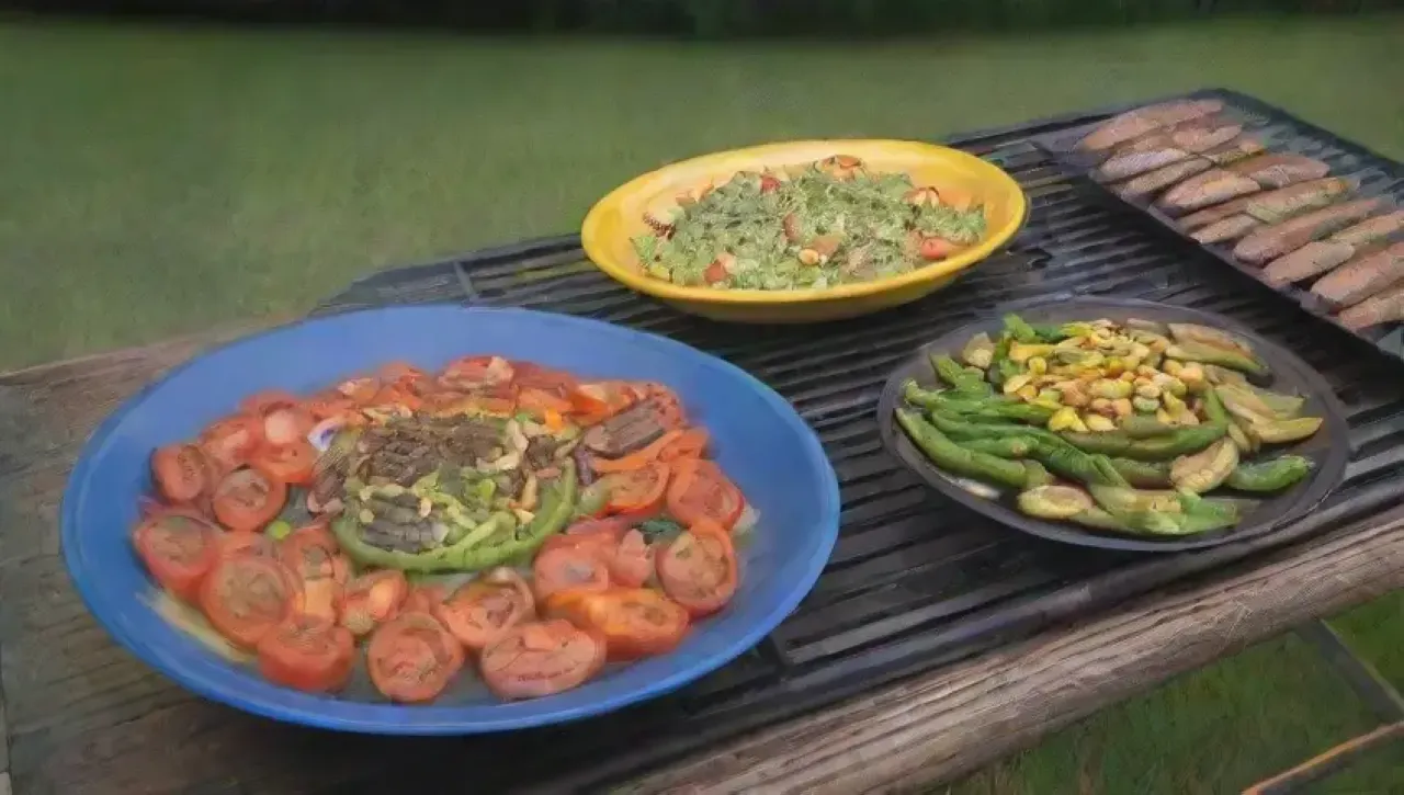 Una colorida parrillada de verduras frescas en un soleado picnic