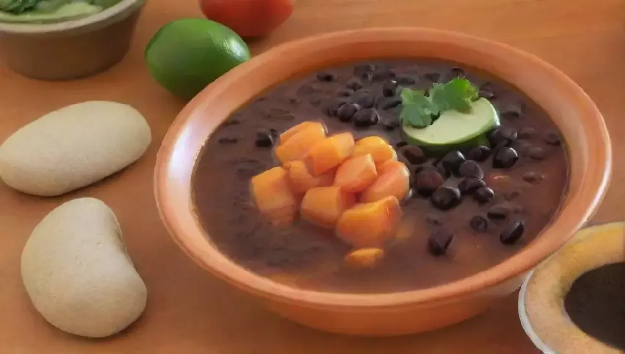 Sopa humeante en un tazón cerámico colorido, con ingredientes frescos y un ambiente acogedor