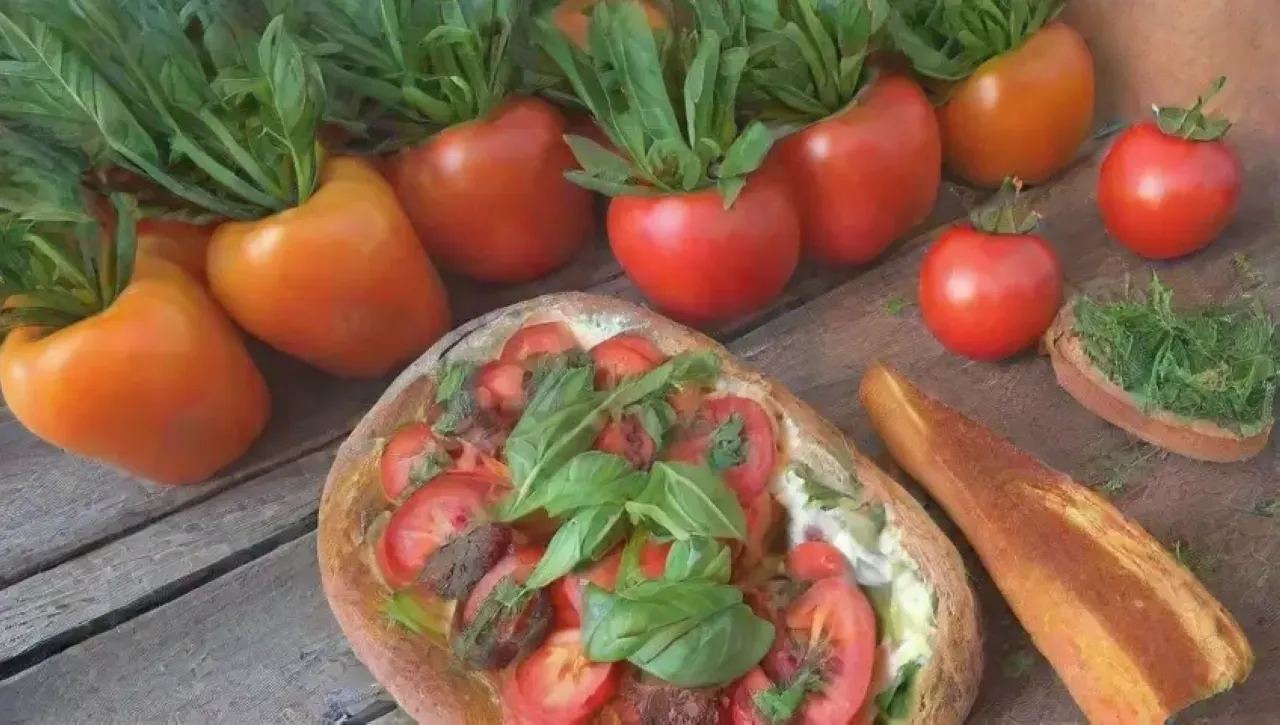 Una colorida y deliciosa ensalada veraniega