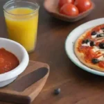 Cómo preparar mini pizzas rápidas con pan de pita o tortillas