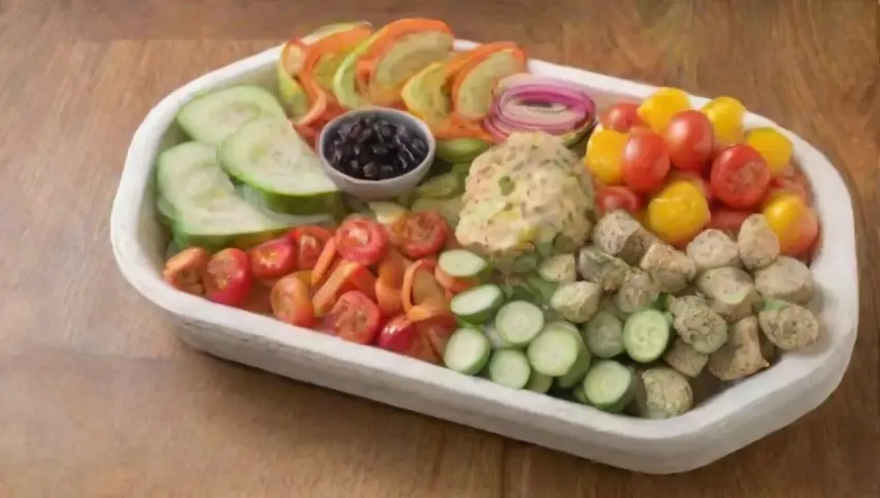 Una colorida y acogedora presentación de frescos ingredientes en un ambiente cálido