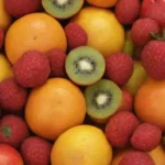Frutas ecuatorianas: colores vibrantes y sabores tropicales en diversas recetas