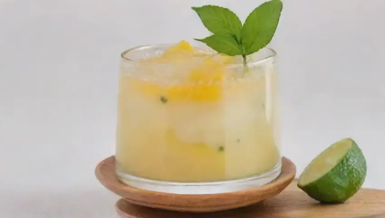 Un ambiente sereno con té, flores, frutas y aromas que invitan a la tranquilidad