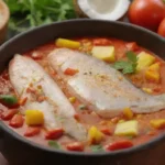 Plato tropical con pescado fresco