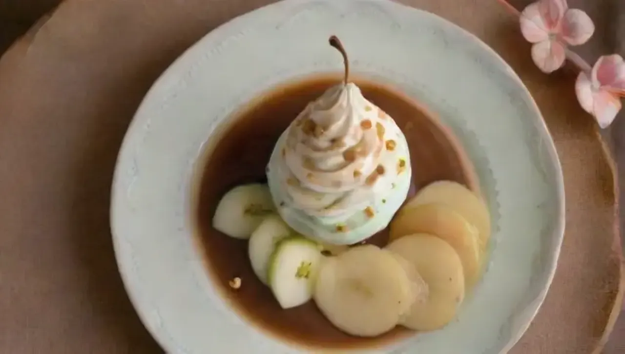 Una elegante presentación de postre con peras, chocolate y flores en un ambiente acogedor